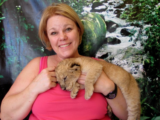 and because I missed the 3pm ferry by 3 minutes I wandered around and found a place where I got to hold a baby lion!!!