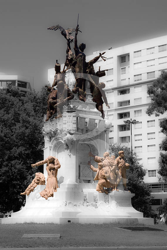 Monumento ao Povo e aos Heris da Guerra Peninsular, por Jos de Oliveira Ferreira (1933)