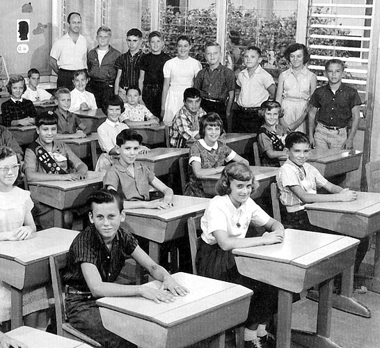1958-1959 - Mr. William R. Halls 6th grade class at Springview Elementary School (right half)