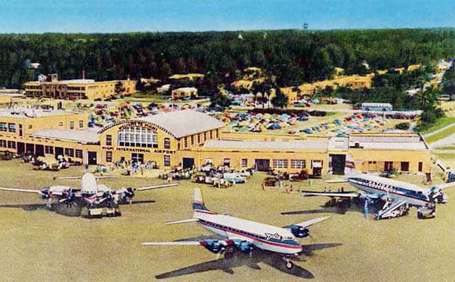 1950s - Delta and National DC-6 propliners at the 36th Street Terminal, Miami Intenational Airport