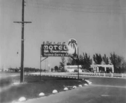 1951 - the Palms Motel at the southeast corner of US 1 and SW 67 Avenue, Dade County
