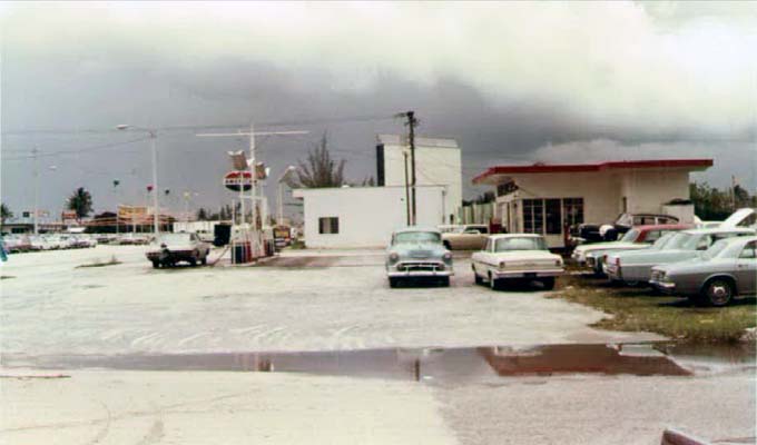 1968 - American Oil gas station at 8304 NW 7 Avenue, Dade County
