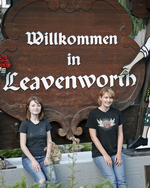 Brianna and Amara in Leavenworth