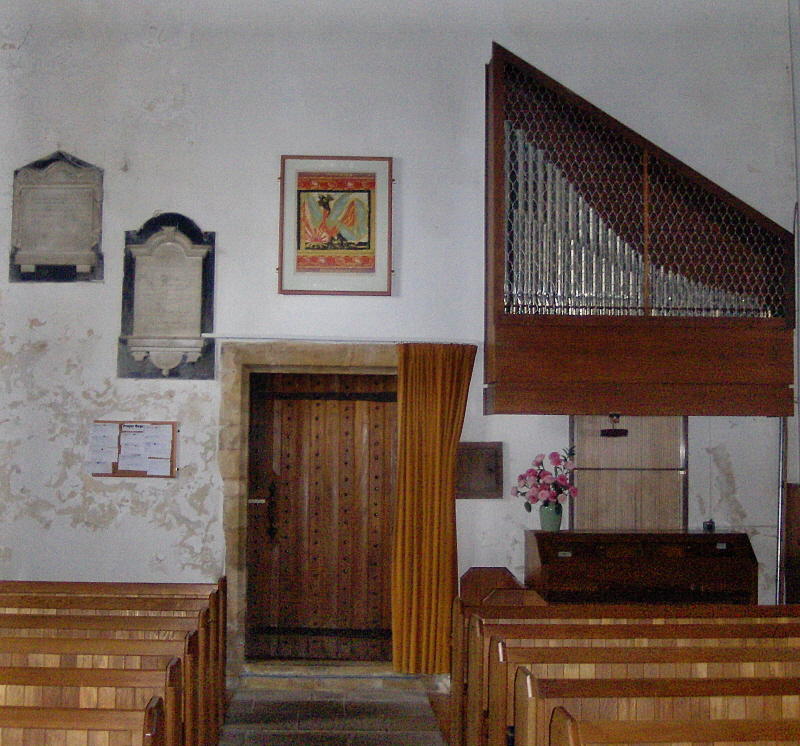 SMALL ORGAN AT BACK OF CHURCH