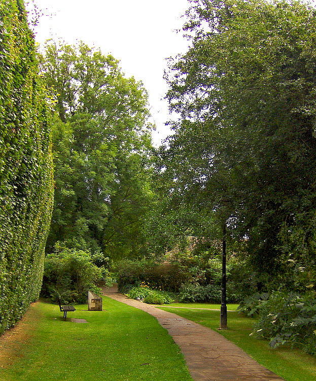 MEMORIAL GARDENS BY THE RIVERSIDE WALK