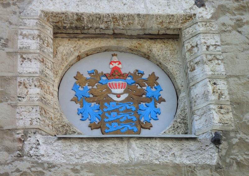 TALLINN COAT OF ARMS