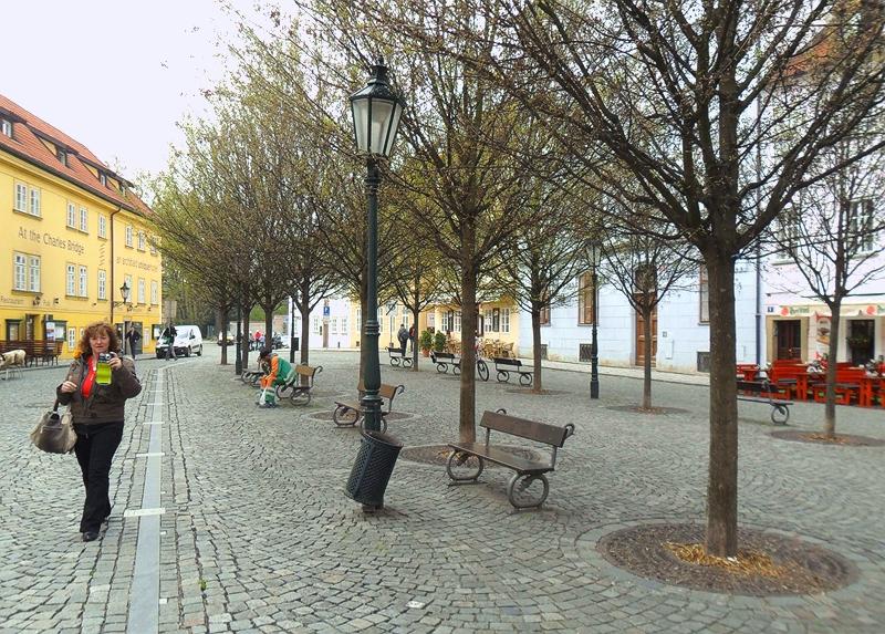 KAMPA SQUARE