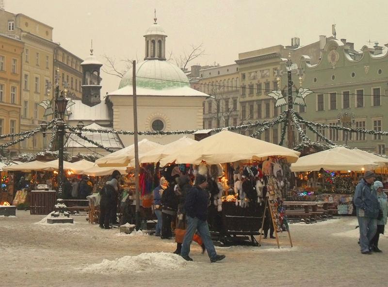 CHRISTMAS MARKET CORNER