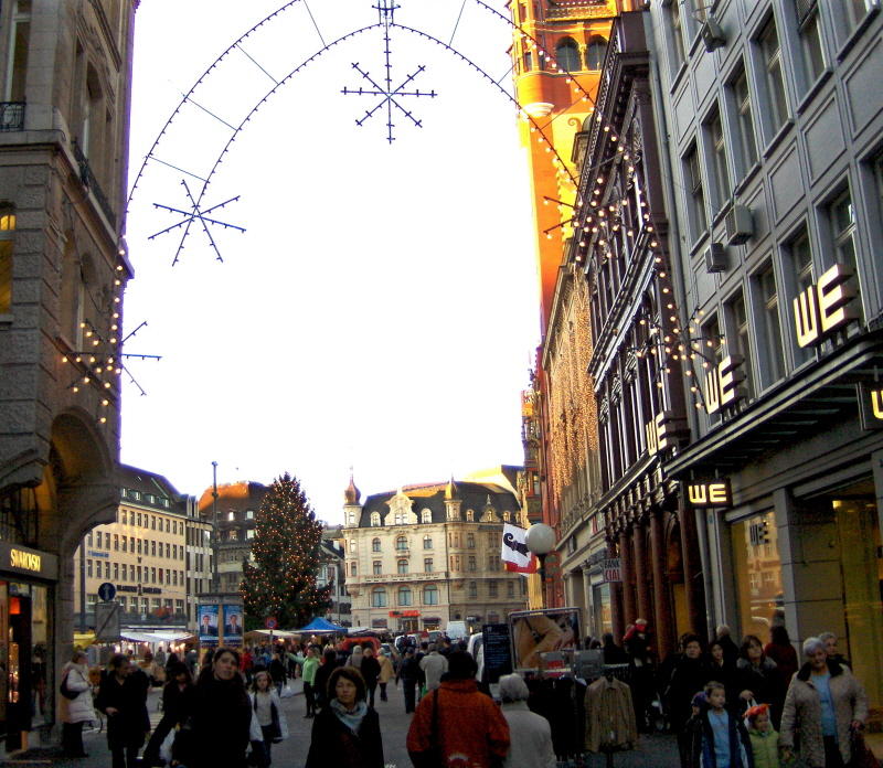 Entering the Markt Platz