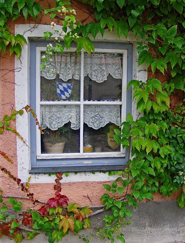 A LITTLE WINDOW IN LANDSBERG   830