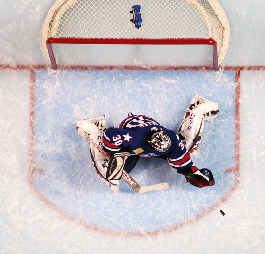 Ryan_Miller_Amerks_2005_02.jpg