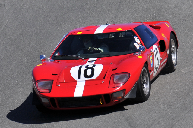 (17th) No. 118 / 18, Nick Colonna, Palos Verdes Estates, CA, 1966 Ford GT40