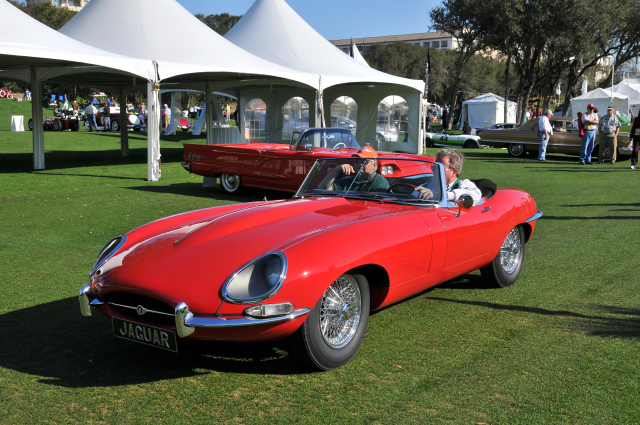 1963 Jaguar E-Type, Collier Collection, Naples, FL; listed in program as a 62 but license plate says 63 (8644)