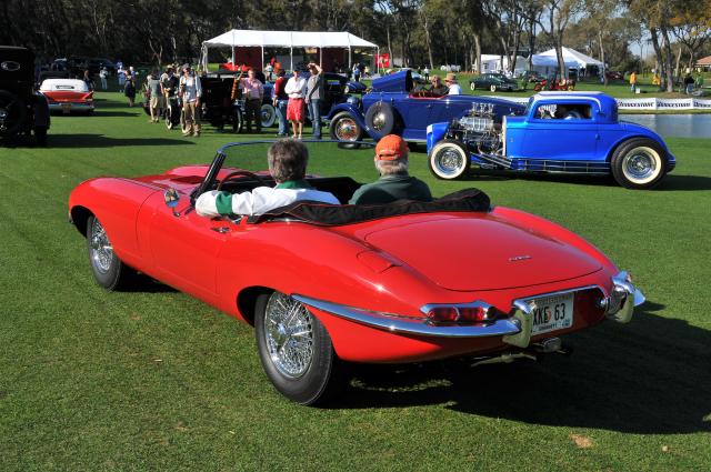 1963 Jaguar E-Type, Collier Collection, Naples, FL; listed in program as a 62 but license plate says 63 (8656)