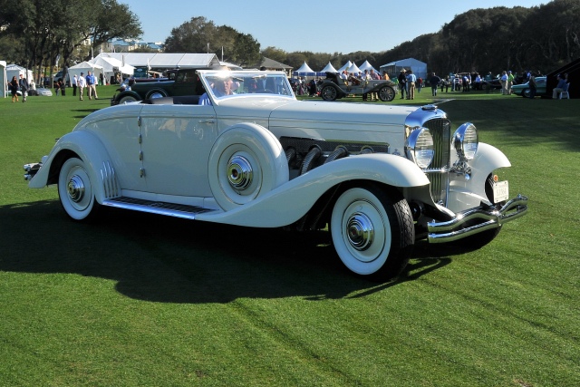 1935 Duesenberg SJN 564 Rollston Cabriolet, Bill & Barbara Parfet, MI, Best in Class, Duesenberg Supercharged (8693)