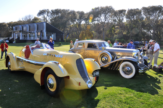 1935 Duesenberg SJ Speedster, Harry Yeaggy, left, and 1933 Duesenberg SJN, Nethercutt Collection, Helen & Jack Nethercutt (8718)