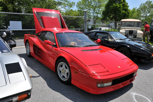 Mid-1980s Ferrari Testarossa (8847)