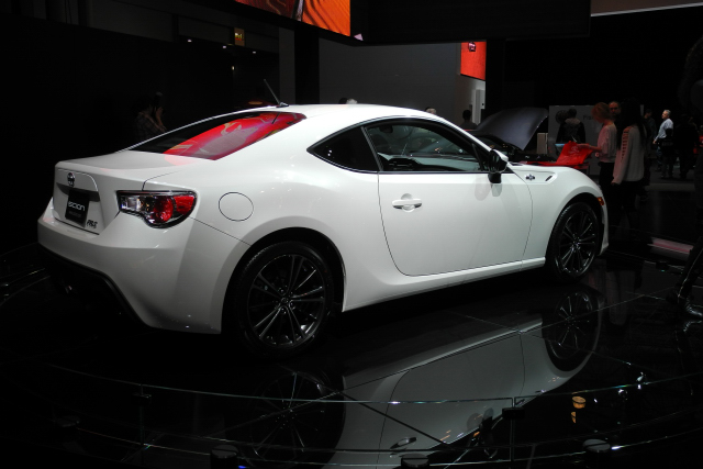 2013 Scion FR-S, known as Toyota GT86 or 86 outside North America (1855)