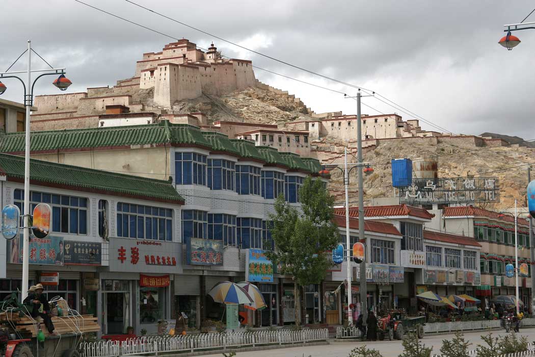Gyantse-town.jpg