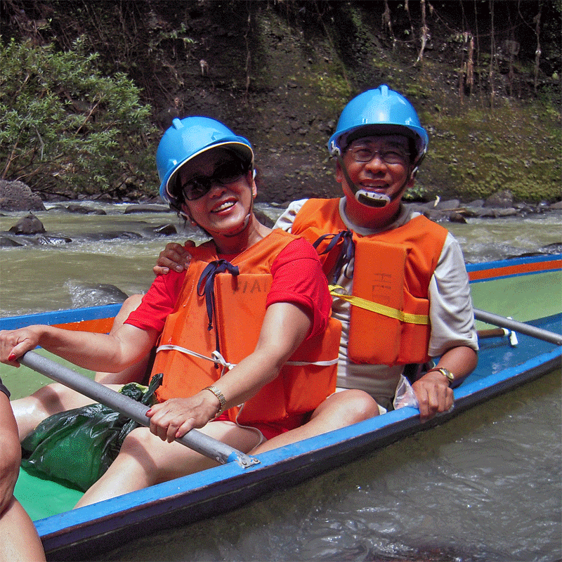 We braved the rapids at Pagsanhan!