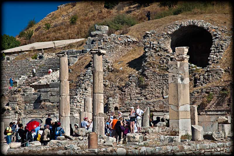 Temples of the Goddess Rome and of Caesar