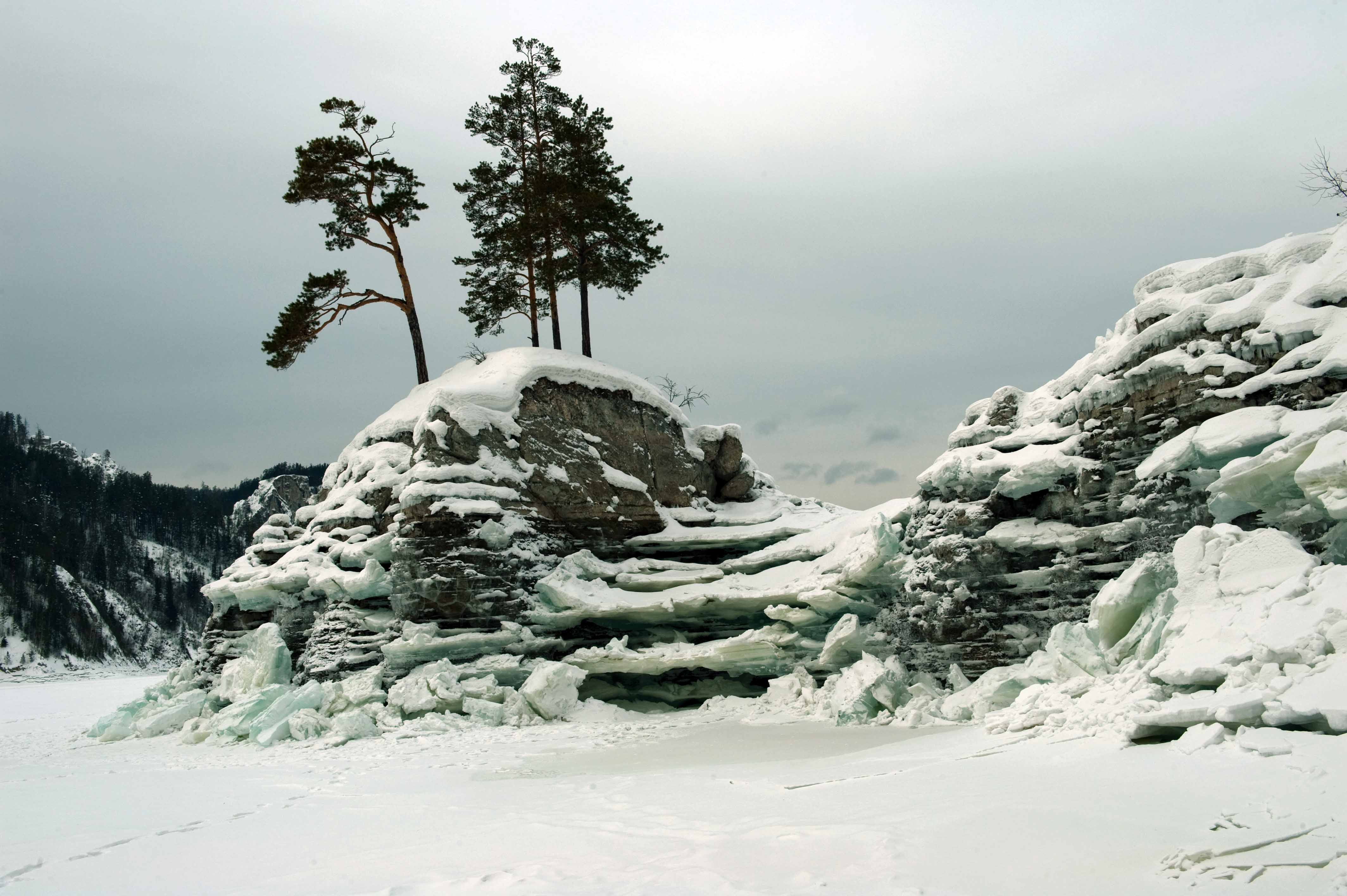 BYURISA BAY (Krasnoyarsk Reservoir)