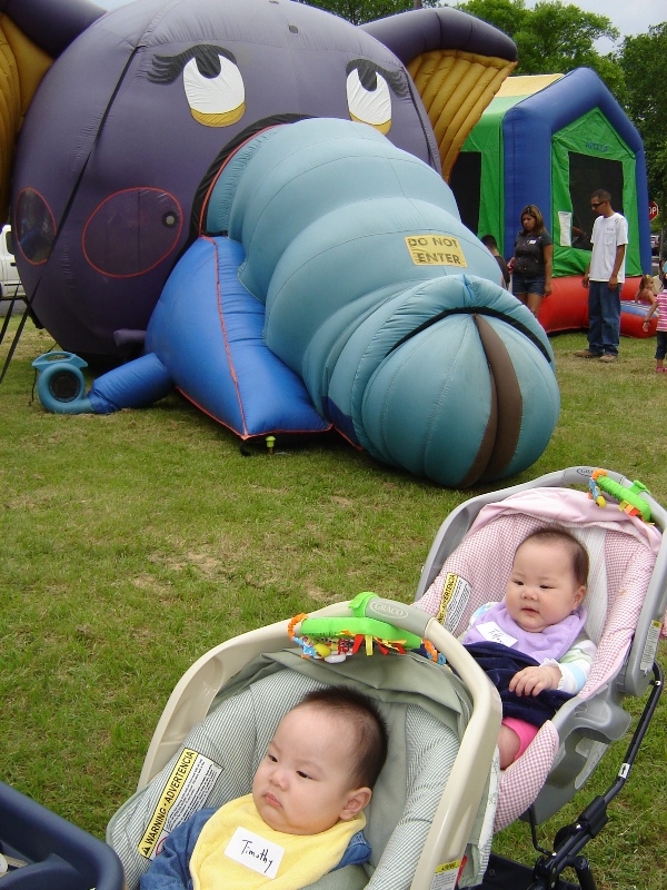 聚聚 的 NICU reunion (醫院辦的同樂會)