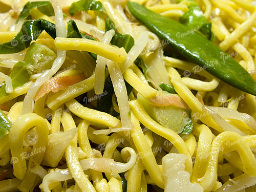 Noodles and vegetable stir fry