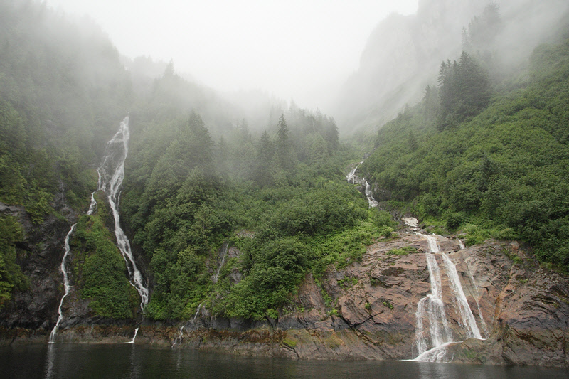 Misty Fjords Waterfalls (6002)