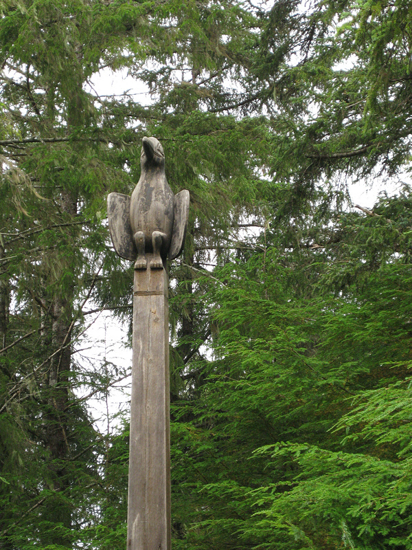 Sitka, Totem of a Raven (0408)