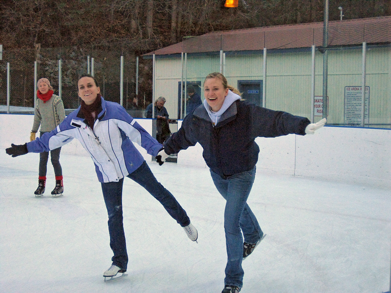 Lea Ann and Claire Ice Skating (0999L)