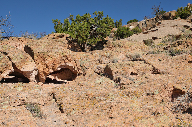 More Small Caves Near the Trail End (2101)