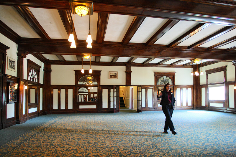 The Stanley Billiard Room (7097)