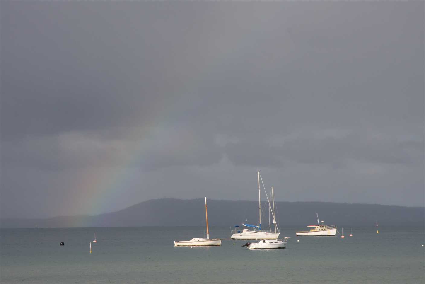 17 august Rainbow above the Bay
