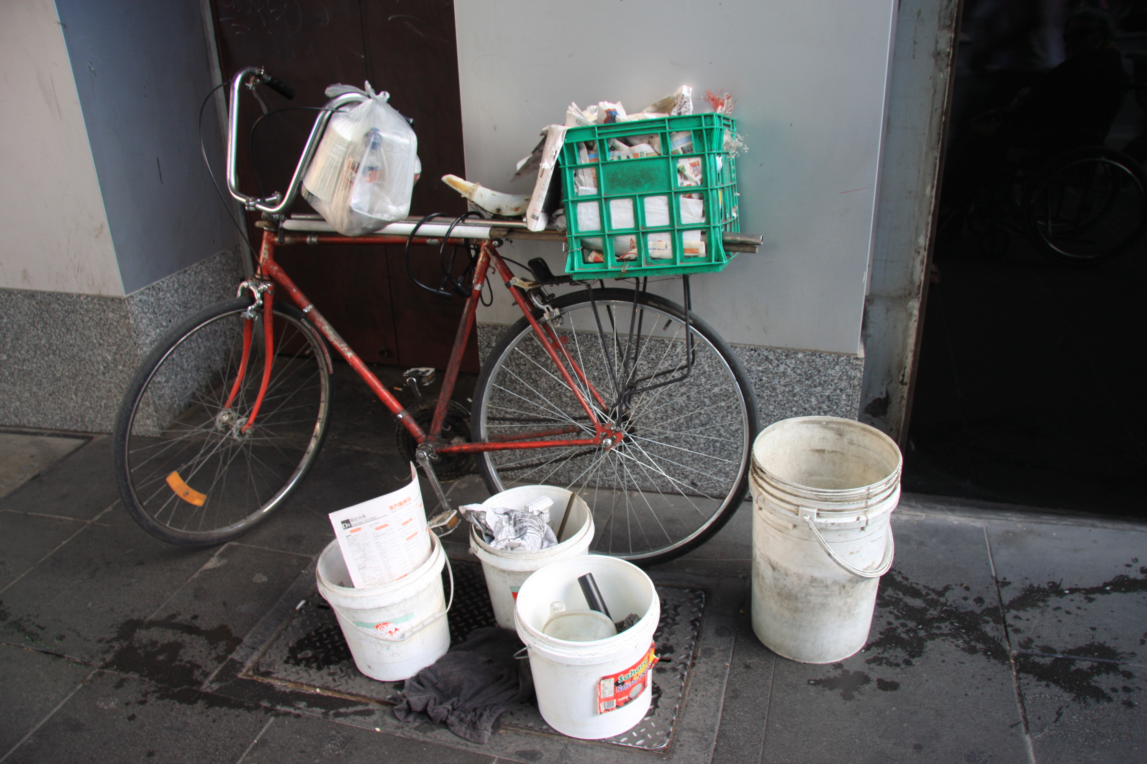 16 Bike and Buckets