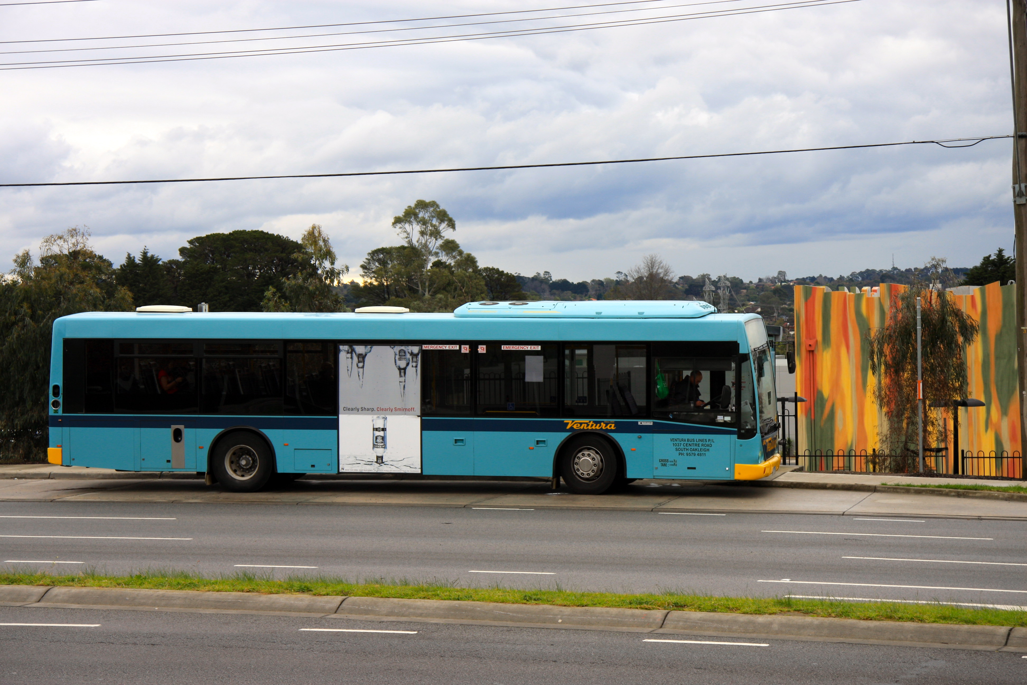 29 Ventura bus at time stop