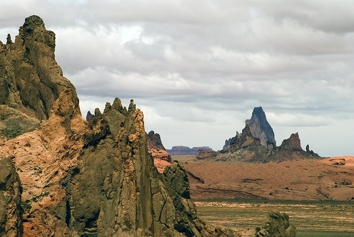 Agathla Peak in the distance.