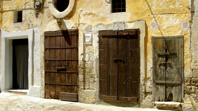 Doors and Windows of the South Italy