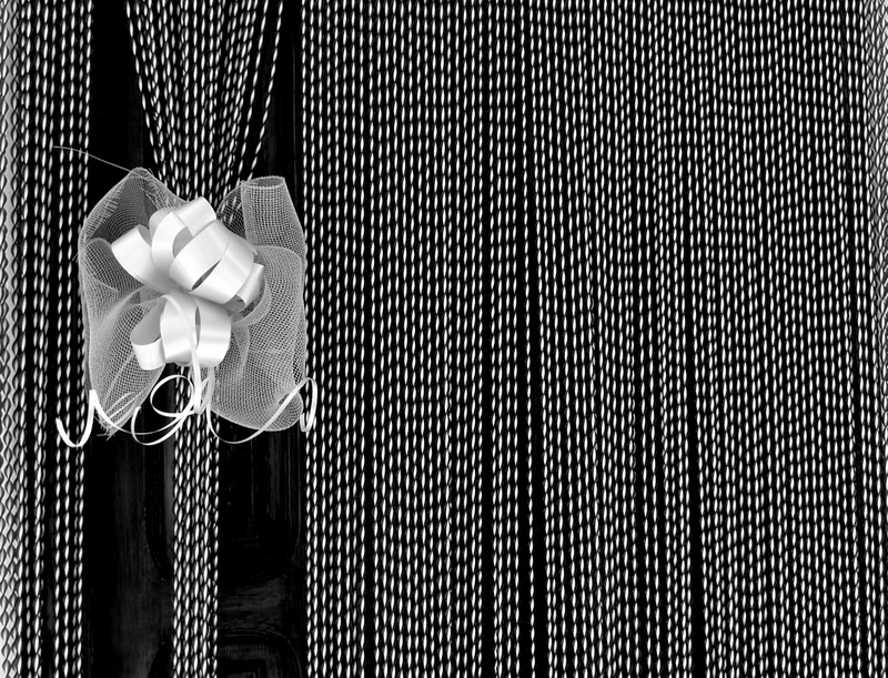 Straight lines  B&W  Round lines