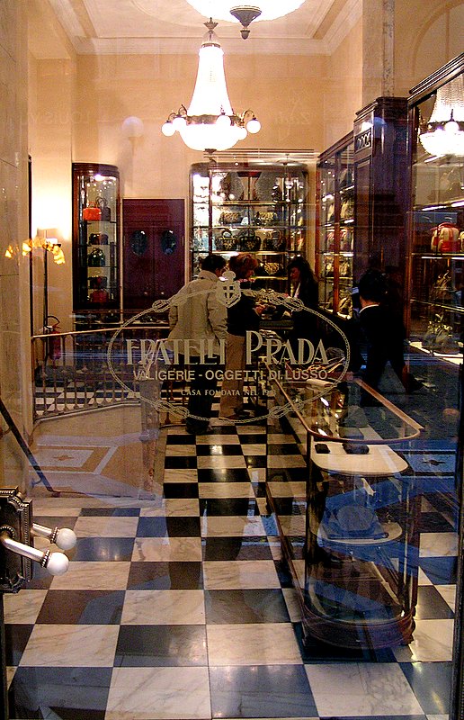 prada -milano