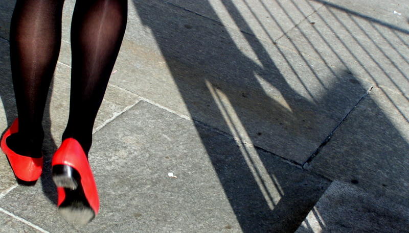 red shoes