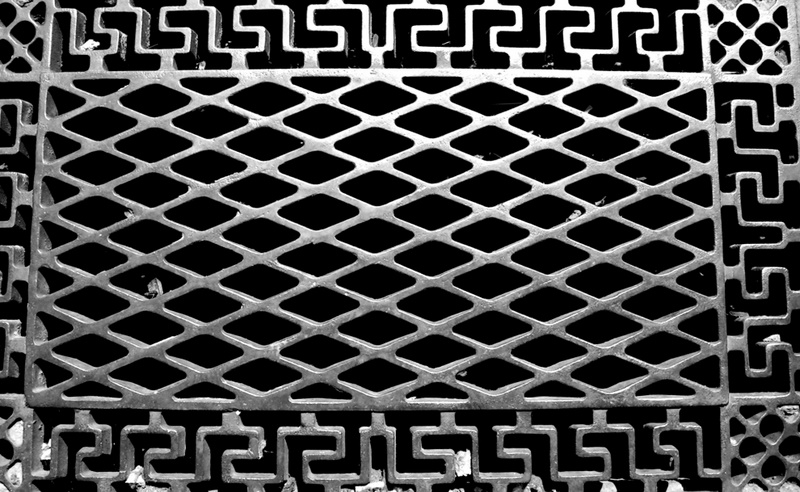 Lines b&w