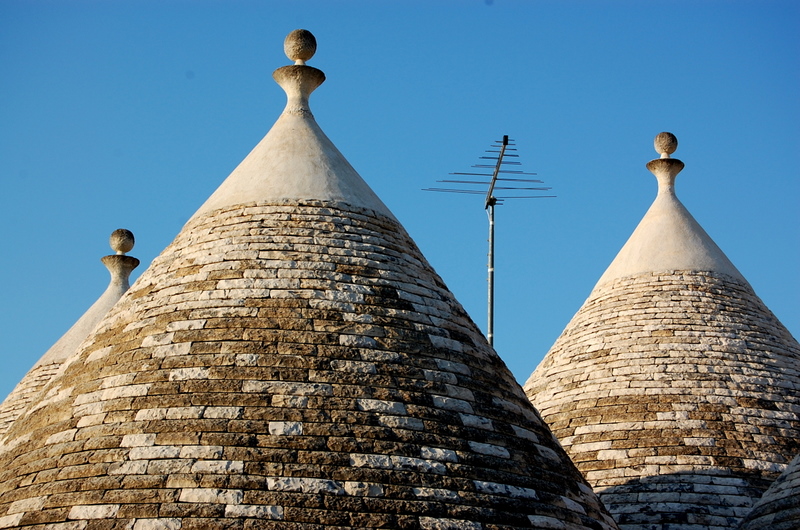 Trulli   with television