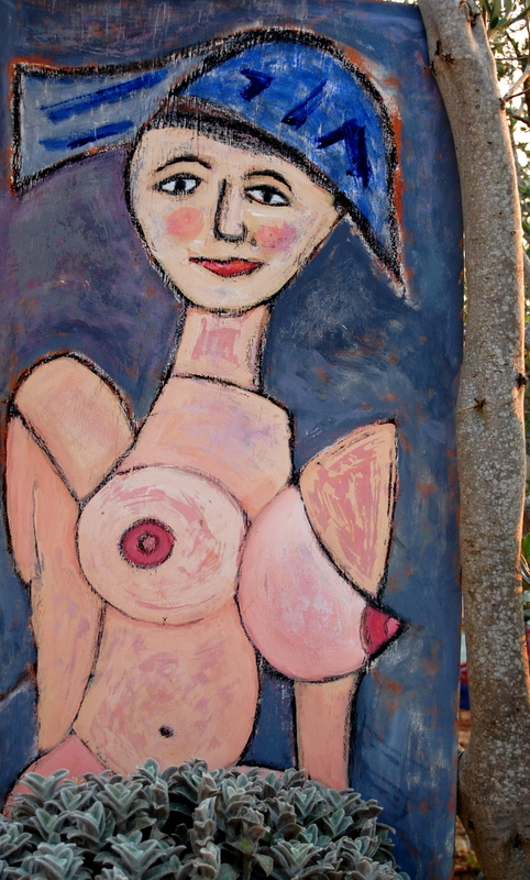 nude