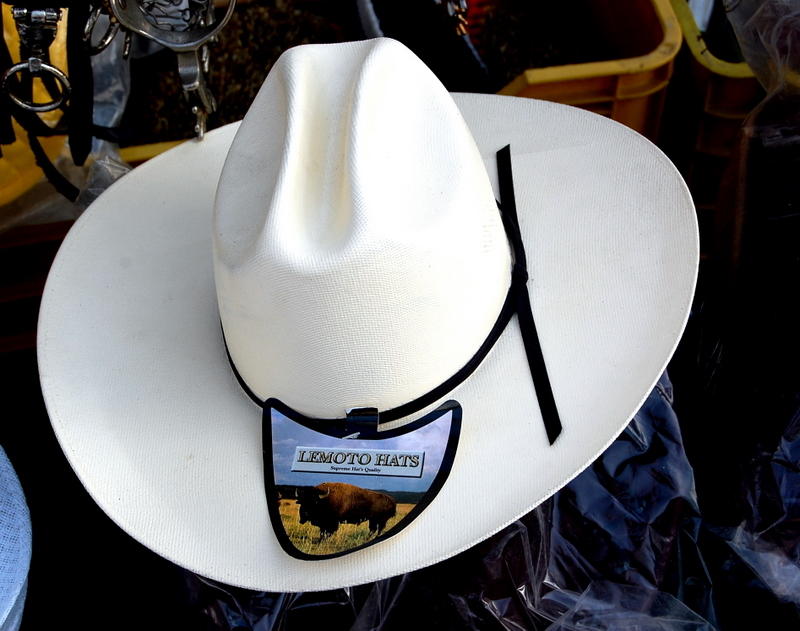 lemoto hat