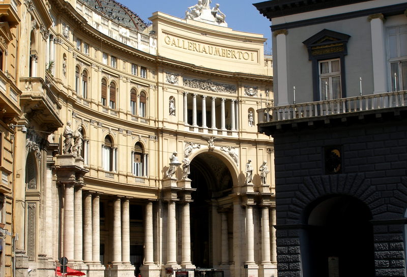 Naples Umbero I Gallery