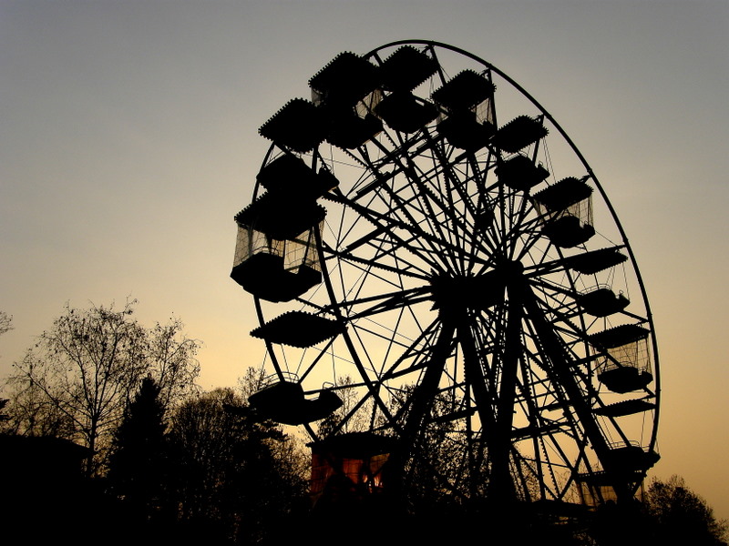 Fantasy Time -  Colours of Luna Park