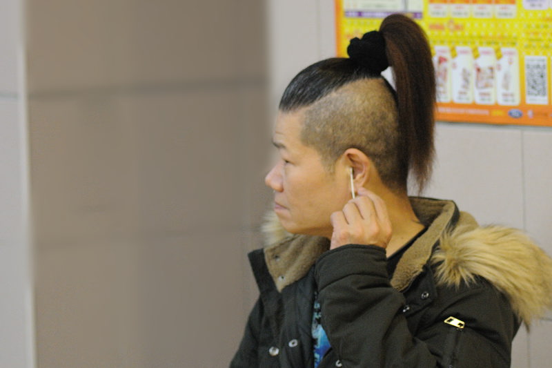 Apr 25 The Joy of Ear Cleaning