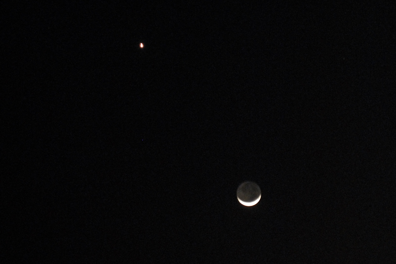 Feb 19  Venus and the moon