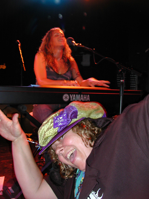 Beth Hart Roxy 7-12-07 041 640x.jpg